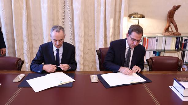 Firma protocollo
