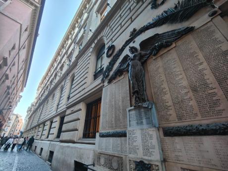 Palazzo San Macuto